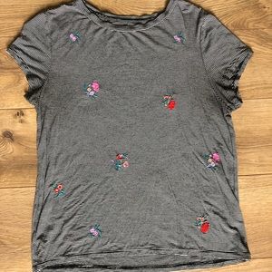 American Eagle shirt